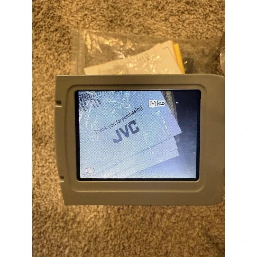 JVC MiniDV Digital  Video Camera GR-D270U Tested/Working Lots of Extras